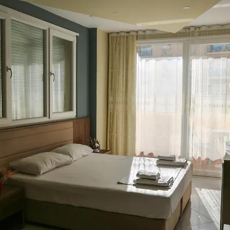 Ammen Apartment *